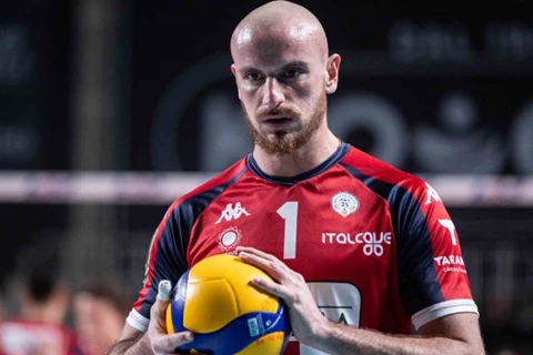 كرة طائرة.. بعد اتفاقه مع الأهلي.. بريزما تارانتو الإيطالي يعلن رحيل أندريا سانتانجيلو